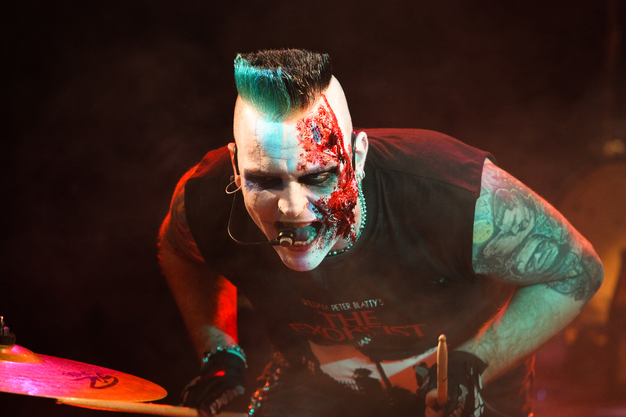 BZFOS, BLOODSUCKING ZOMBIES FROM OUTER SPACE, PSYCHOBILLY